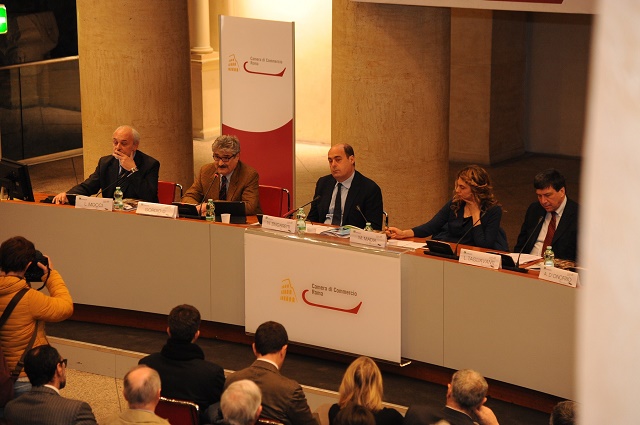 Indagine Federlazio: per la maggioranza degli imprenditori la burocrazia pesa fino al 10% del fatturato
