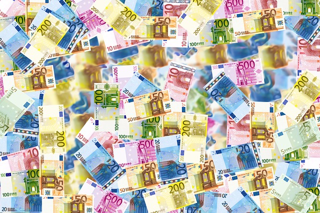  I pagamenti della PA a 44 giorni scendono a 31 giorni per gli Enti virtuosi, ma il 32,8% registra una deviazione significativa rispetto al limite di legge, in vigore da 1.183 giorni