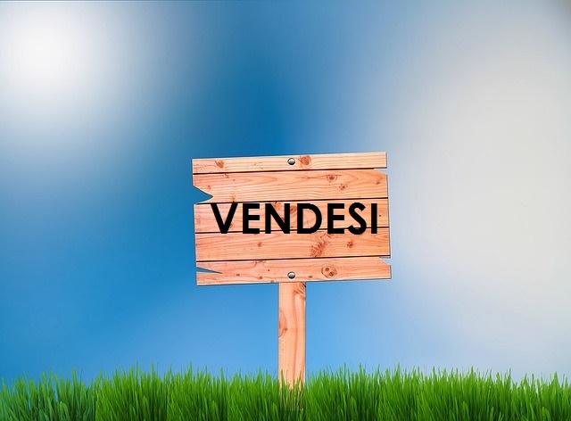 Compravendita terreni: al Fisco non bastano le presunzioni per accertare