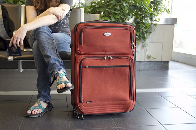 Il grande disinvestimento: con i giovani che se ne vanno, in dieci anni il Sud perde 3,3 miliardi di euro di investimento in capitale umano e 2,5 miliardi di tasse che emigrano verso le università del Nord