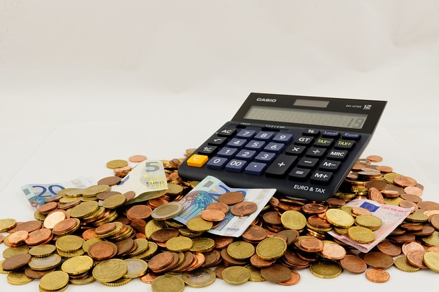  Fisco: gli italiani pagano 28 miliardi di maggiori tasse rispetto alla media Ue, +461 euro a testa. Total tax rate su imprese al 64,8%, il più alto in Ue