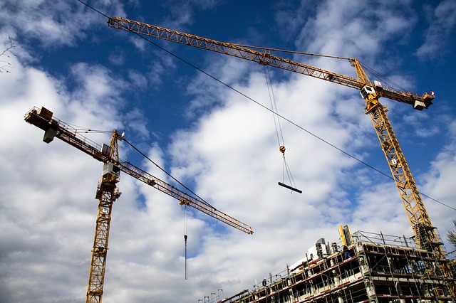  Permessi di costruire: crollo del residenziale