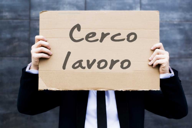 Brutte notizie dal mercato del lavoro: diminuiscono le assunzioni a tempo indeterminato