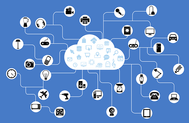 Industry 4.0, le linee di produzione diventano intelligenti grazie all’internet delle cose applicato al settore manifatturiero