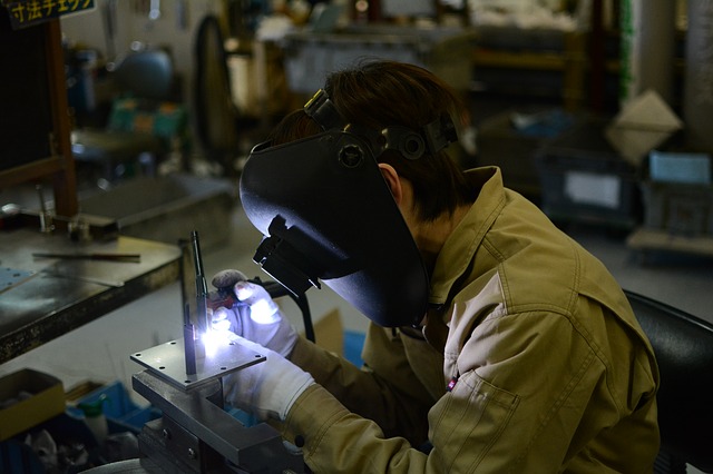  Markit PMI: a settembre si mantiene forte la crescita del settore manifatturiero italiano