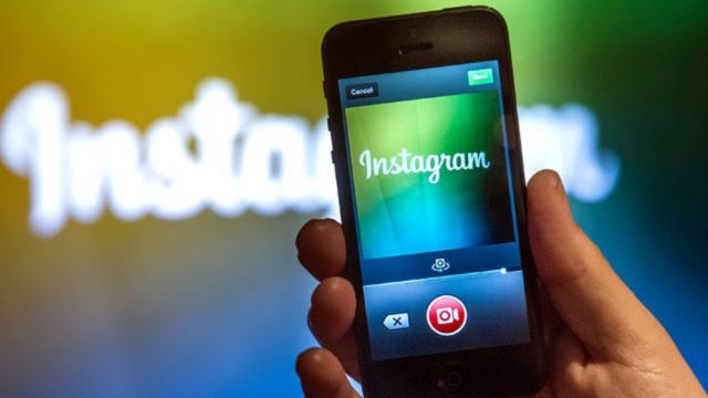  Instagram lancia i live-video (ma alla maniera di Snapchat)