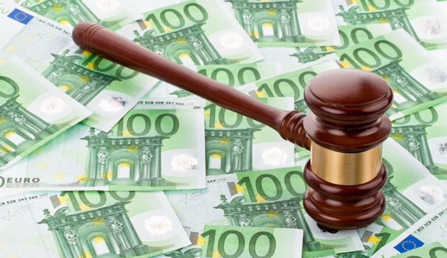 Equitalia deve risarcire se non rispetta la sentenza