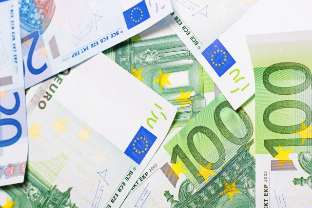 Euro: in calo nel 2016 le segnalazioni di falso su banconote e monete