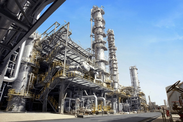  Arretra l’attività industriale in novembre: -0,4% dopo +0,7% in ottobre