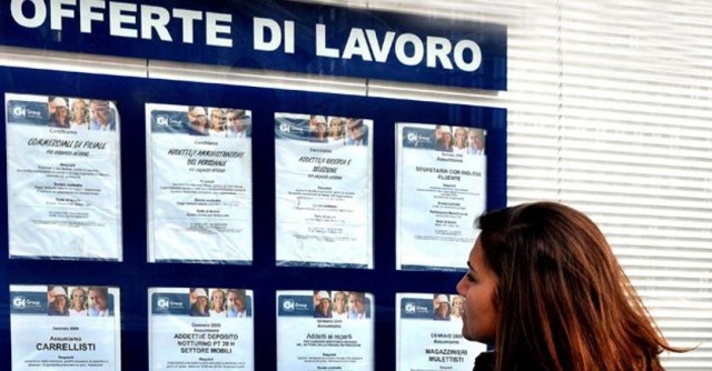 Disoccupazione giovanile in calo