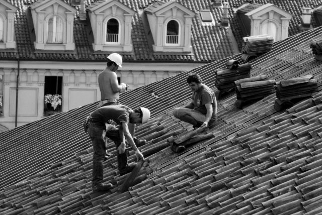 Ai massimi la concorrenza sleale del sommerso: al 14,8% il lavoro indipendente irregolare