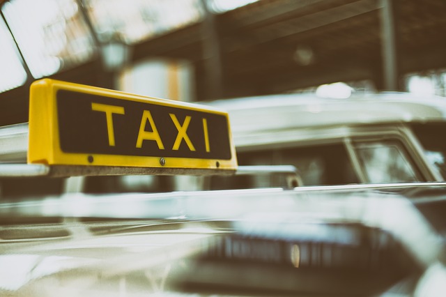  Taxi: in Italia i costi più alti in Ue