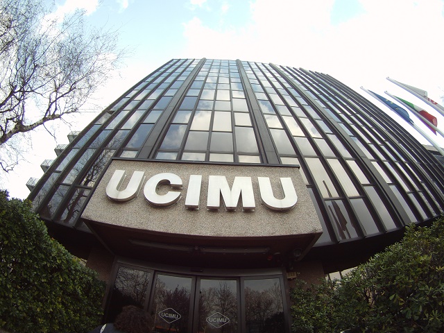 Prosegue il progetto alternanza scuola-lavoro promosso da UCIMU: 12.000 ore di formazione già svolte come impresa simulata