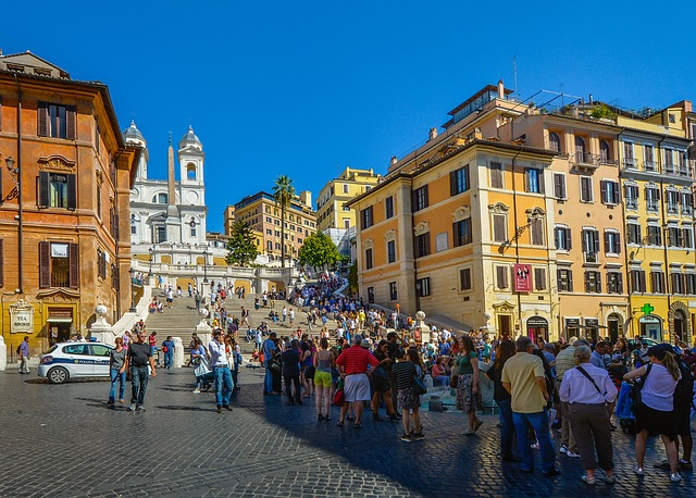 Confesercenti-Assoturismo: consuntivo estate, confermato il boom. Crescita sopra le attese per arrivi (+4,1%) e presenze (+3,7%). A trainare sono i turisti stranieri