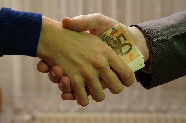 La corruzione in Italia: il punto di vista delle famiglie