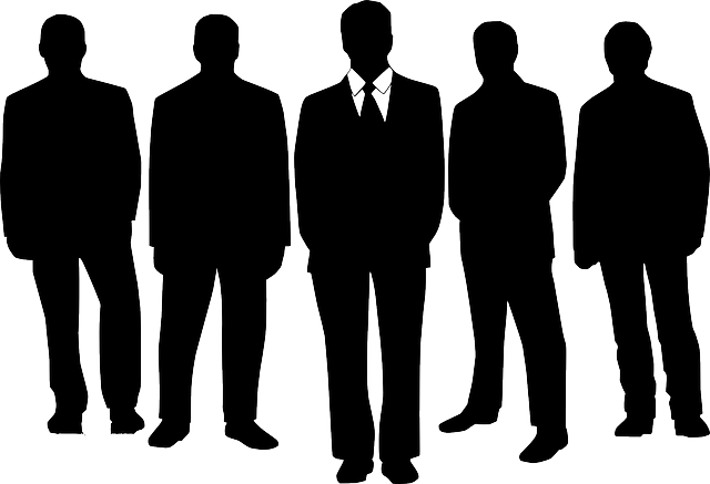 Imprese: nell’ultimo anno calano le società di persone (-2,2%) ed aumentano quelle di capitale (+3,4%). Dal 2008 flessione per snc (-20%) e sas (-11%), incremento per le srl (+11%)
