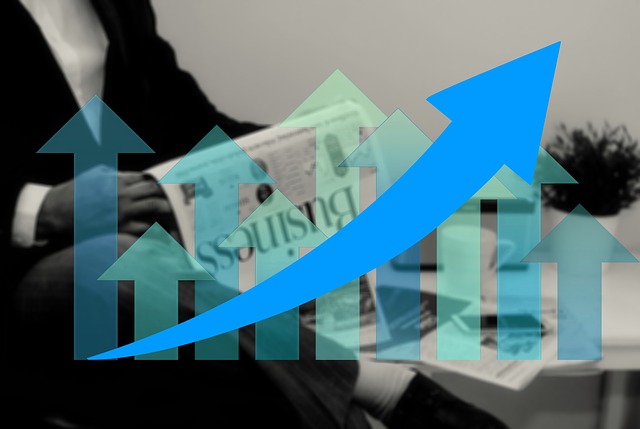  Nel 2015 le imprese attive sono 4,2 milioni e occupano 15,7 milioni di addetti