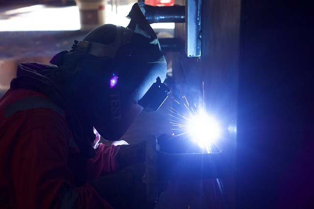 Produzione industriale: a novembre variazione nulla rispetto al mese precedente