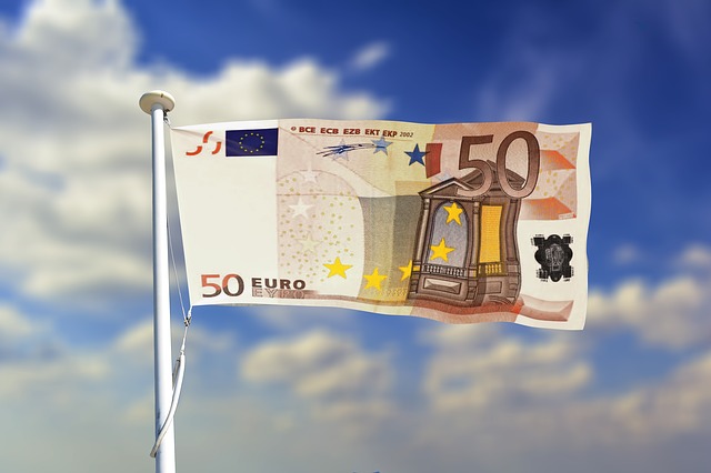 Accelera la crescita delle quattro nazioni principali rafforzando l’espansione economica dell’eurozona