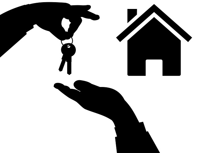  Immobiliare, rallenta la crescita del mercato delle abitazioni (+1,5%), +5,5% per negozi e uffici, +14,4% per il settore produttivo