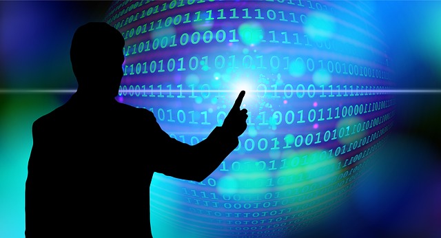 L’economia digitale taglia in due il mercato