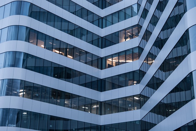Markit PMI: ad aprile, il settore terziario in Italia mantiene un forte tasso di crescita