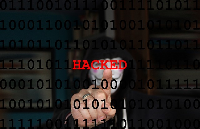 In estate gli hacker non vanno in vacanza. E sono pronti ad approfittare della minore attenzione riservata alla sicurezza informatica