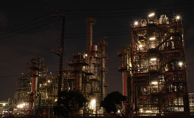 A luglio calano fatturato e ordinativi dell’industria