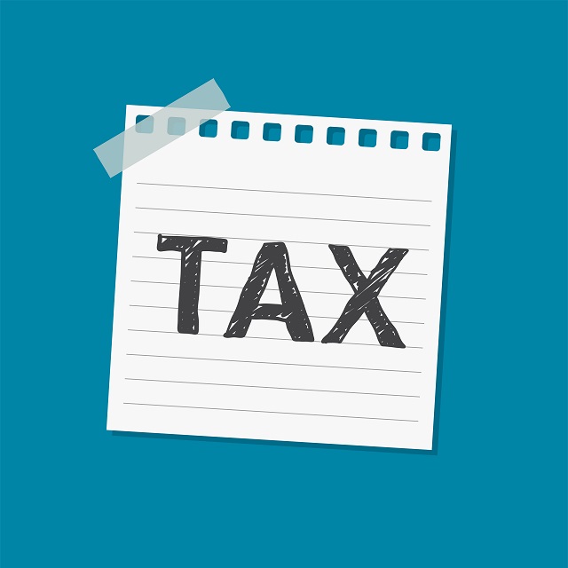 Tasse: paghiamo 600 euro in più degli europei