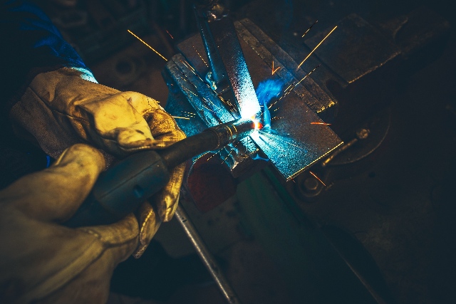 Markit PMI: la contrazione dei nuovi ordini ha contribuito a un altro peggioramento dei risultati nel settore manifatturiero italiano