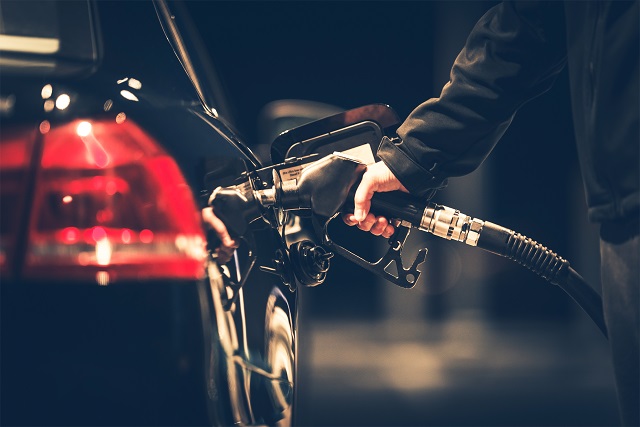Esercenti degli impianti di distribuzione di carburante: ecco il codice tributo per usufruire del bonus per le commissioni sulle transazioni elettroniche