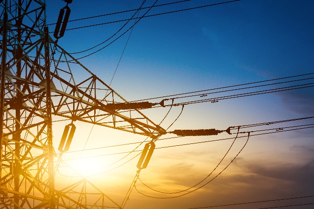 Indice costo energia di Confcommercio: nel 1° trimestre gas più caro per le imprese del terziario (+3,13%), stabile l’elettricità