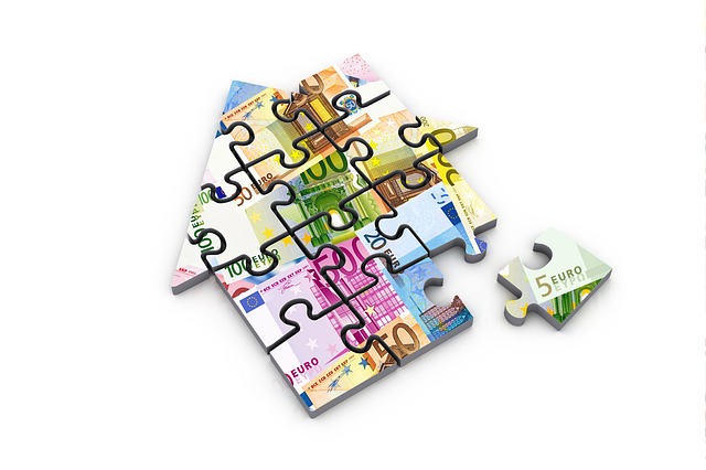 A maggio crescono ancora le richieste di prestiti da parte delle famiglie (+1,9%) ma quelle di mutui frenano per il 6° mese consecutivo (-10,1%). Pesa la contrazione delle surroghe