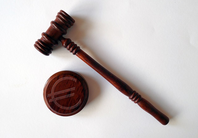 La prescrizione dei tributi si contesta in Tribunale