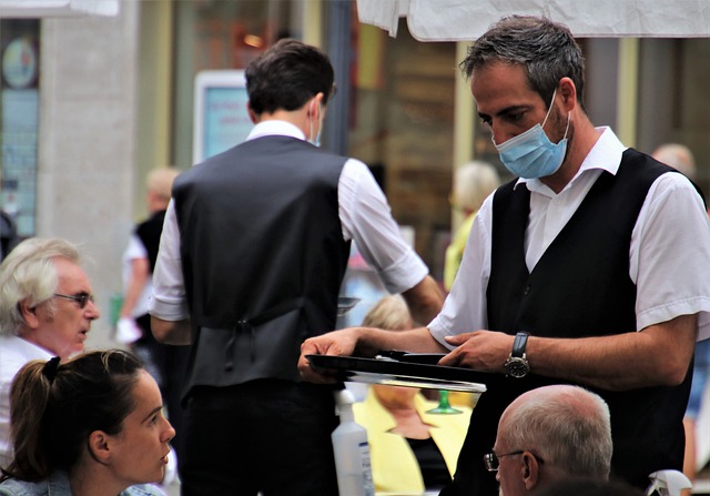  Sondaggio Ixé: gli italiani hanno voglia di tornare al ristorante. Fipe-Confcommercio: “Riapriamo in sicurezza”