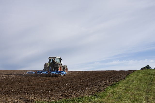  Il mercato dell’agricoltura 4.0 vale 540 milioni di euro, +20%.  Un potenziale ancora da esprimere appieno: solo il 3-4% della superficie coltivata è 4.0