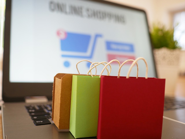  Canali digitali e punti vendita sono sempre più integrati. E l’eCommerce di prodotto in Italia continua a crescere nel 2021 (+18%, vale 30,6 miliardi di euro)