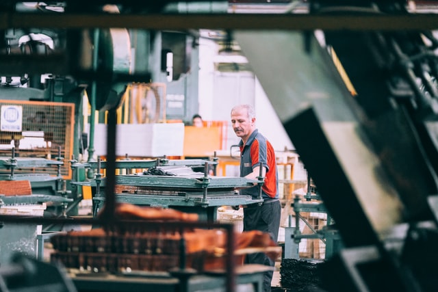  Milano Monza Brianza Lodi, accelera nel secondo trimestre la produzione industriale superando i livelli pre-crisi