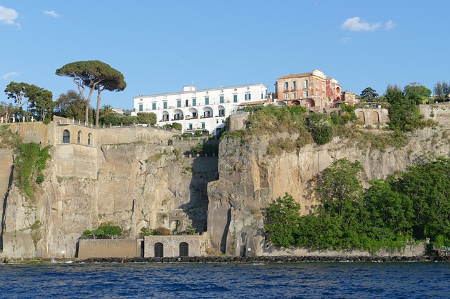  Campania, contributi alle imprese turistiche