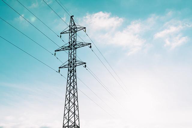 Energia e gas: per le piccole e micro imprese prima riduzione delle bollette dopo 18 mesi