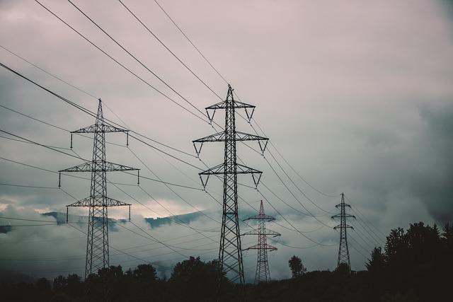  STUDI CONFARTIGIANATO – Prezzi elettricità piccole imprese: 2° sem. 2021 Italia +23,8% vs. 2,1% Francia e Germania. Per ora la manifattura tiene, grazie a qualità e innovazione