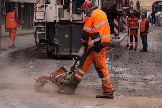  Salario minimo: Unimpresa, 85% dei contratti oltre 9 euro, rischio aumento del sommerso