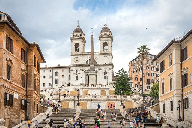  A giugno boom di stranieri nelle città e borghi d’arte italiane