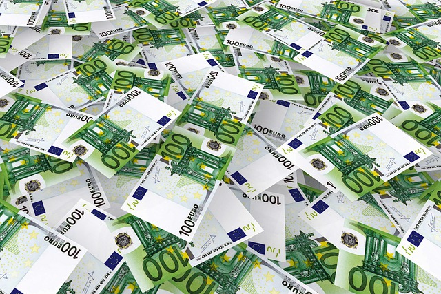  Prezzi: Confesercenti, con corsa inflazione e caro bollette oltre 1.300 euro di minore spesa per famiglia