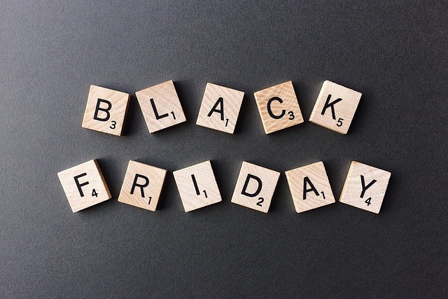  Black Friday: Confesercenti, novembre sempre più black, negozi sempre più in rosso