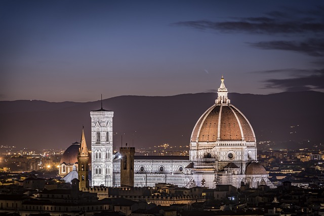  Pasqua: Assoturismo-CST, boom di turisti nelle città d’arte, 1,7 milioni le presenze previste