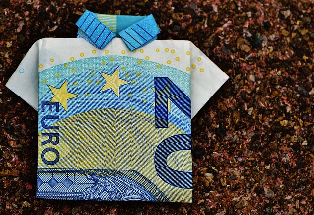 Con il rilancio dell’attività terziaria, il PMI Flash dell’eurozona segna un picco in 11 mesi