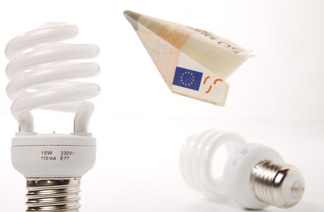  Costi energia terziario: tornano a crescere le bollette delle imprese, previsto +35% in 2023