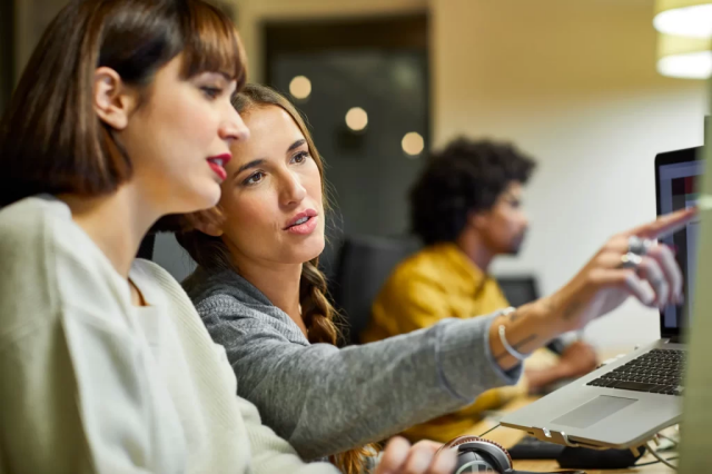  IT, per trovare un lavoro stimolante l’arma segreta è il cacciatore di teste