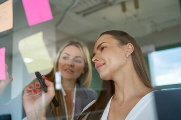 Bando Invitalia: contributi per accelerare 30 startup femminili